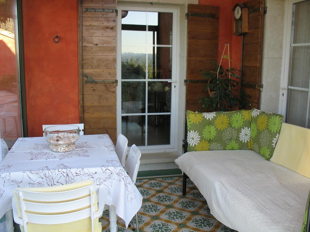 B&B La Cigaline Villedieu  Стая снимка